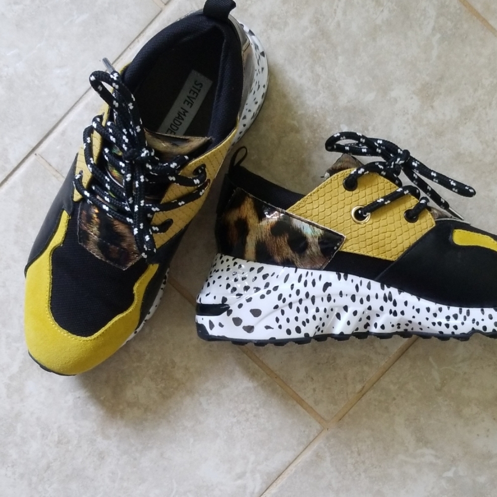 Leopard sneakers